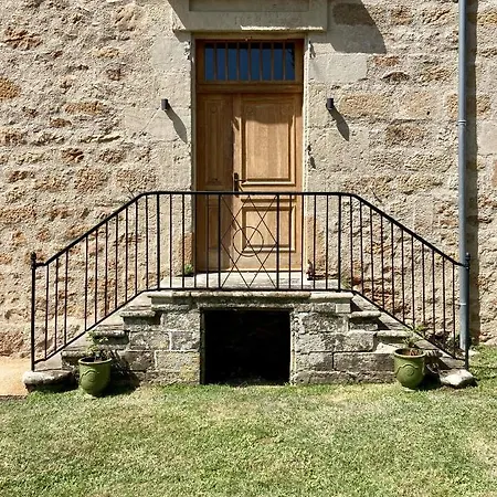 Chateau Bataille, Charme A Figeac *